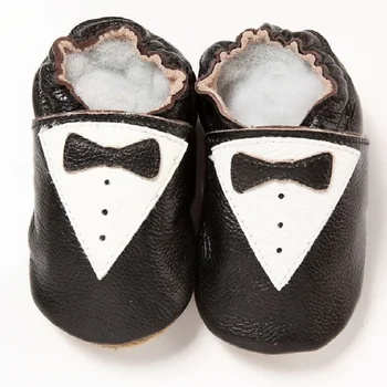 Черная обувь для маленьких мальчиков из натуральной кожи, мягкие красивые детские мокасины Bebe, обувь для первых прогулок для мальчиков