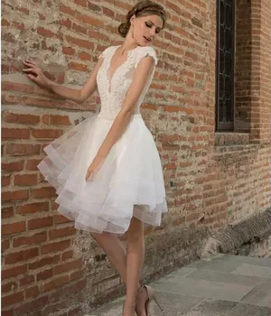 2022 Короткие Кружевные Свадебные платья с открытой спиной, С Короткими рукавами, С V-образным вырезом, Тюлевые Многоуровневые Пляжные платья для Невесты, Vestidos De Noiva